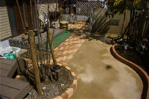 �������